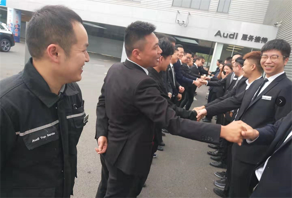 滁州奧迪開展團隊訓(xùn)練活動增加凝聚力_看圖王.png